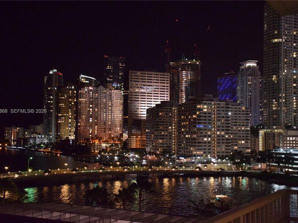 701 Brickell Key Blvd 910, Miami FL 33131