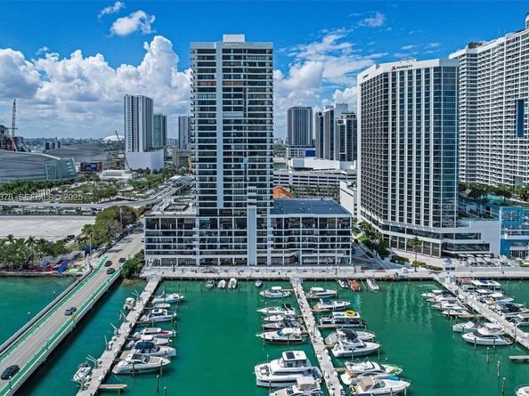 555 NE 15th St 15B, Miami FL 33132