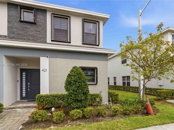 421 NE 1st Dr, Florida City FL 33034