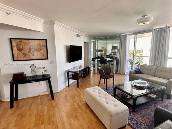 6301 Collins Ave 806, Miami Beach FL 33141