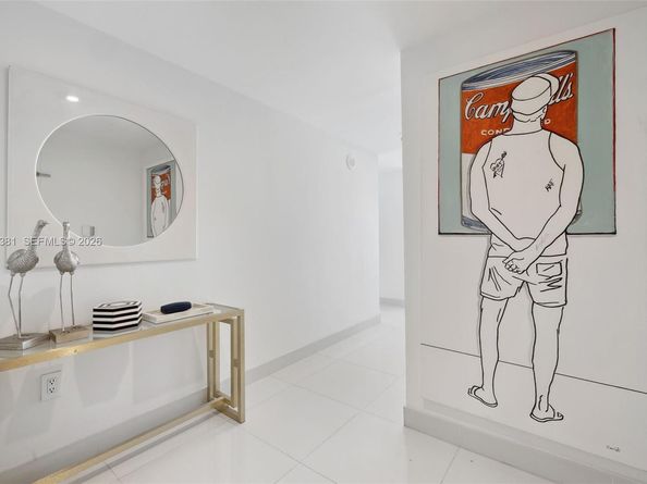 465 Brickell Ave 701, Miami FL 33131