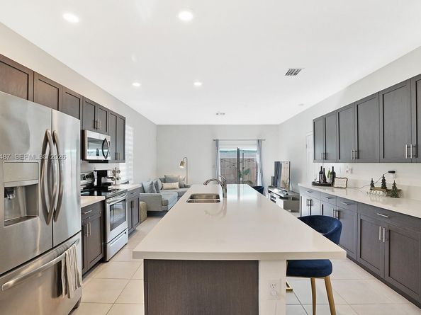 1526 SW 29th St, Fort Lauderdale FL 33315