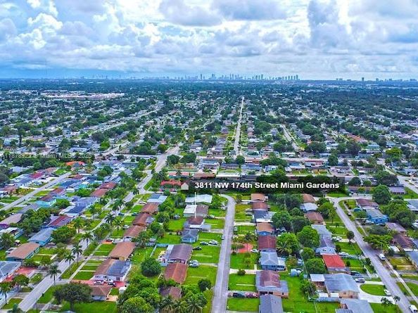 3811 NW 174th St, Miami Gardens FL 33055