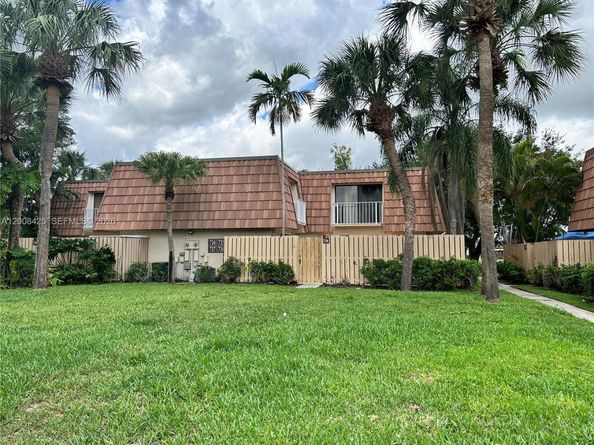 736 Mill Valley Pl 736, West Palm Beach FL 33409