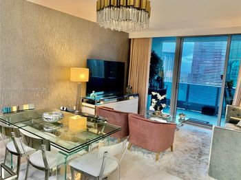 200 Biscayne Boulevard Way
