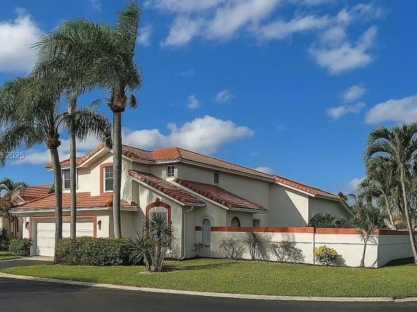 6953 Columbia Ct, Margate FL 33063