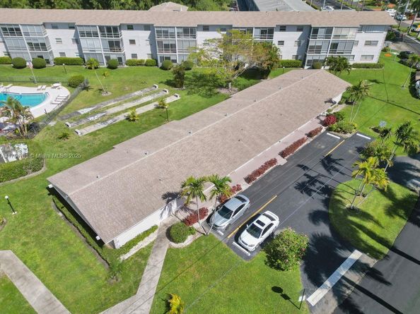 700 Layne Blvd 123, Hallandale Beach FL 33009