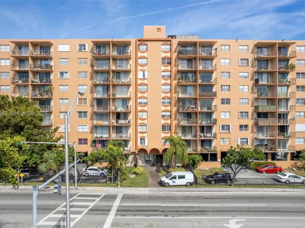 1465 NE 123rd St PH9, North Miami FL 33161