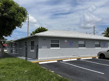 4101 NW 30th Ter