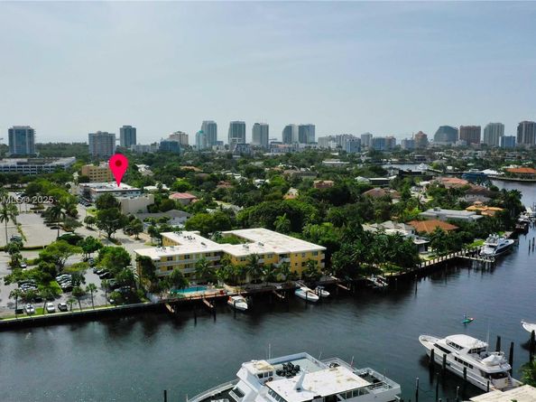 2340 NE 9th St 209, Fort Lauderdale FL 33304