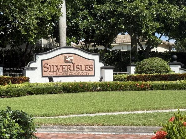 16493 SW 27th St, Miramar FL 33027