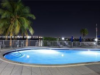 1075 NE Miami Gardens Dr