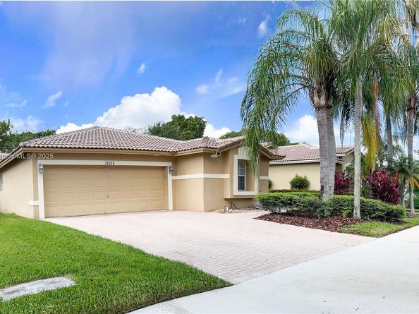 16410 Sapphire Bnd, Weston FL 33331