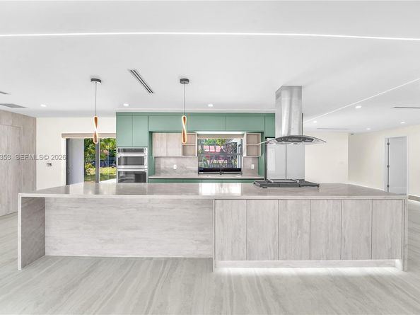 4700 SW 110th Ave, Davie FL 33328