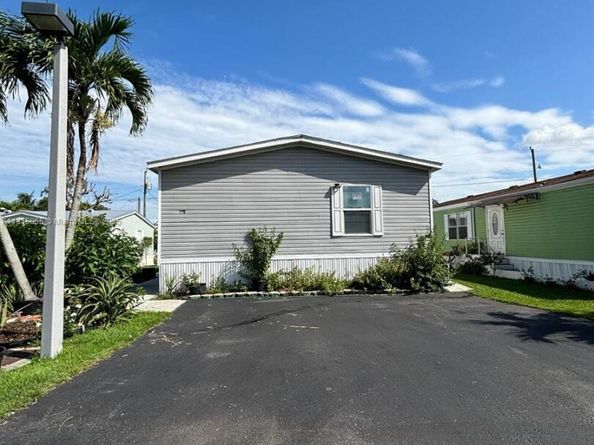 28501 SW 152nd Ave #158, Homestead FL 33033