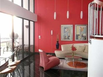 20185 E Country Club Dr