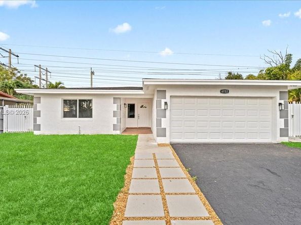 6722 SW 135th Ct, Miami FL 33183