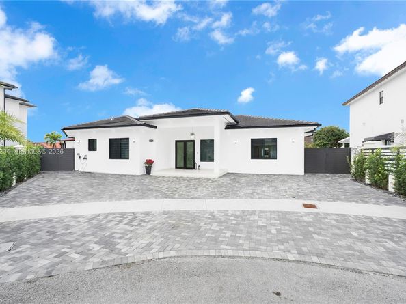 13341 SW 41st St, Miami FL 33175