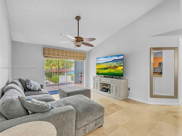 3209 Clint Moore Rd 207, Boca Raton FL 33496