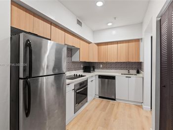810 7th