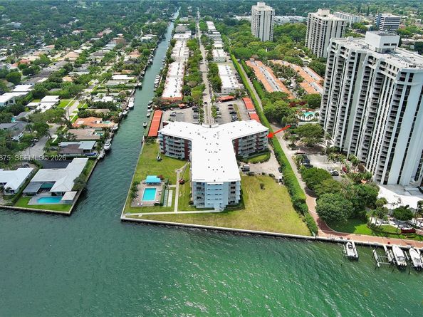 1700 NE 105th 408, Miami Shores FL 33138