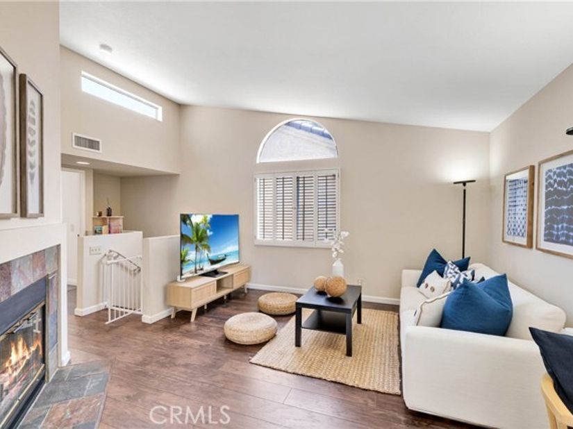21164 Gladiolos Way, Lake Forest (el Toro) CA 92630