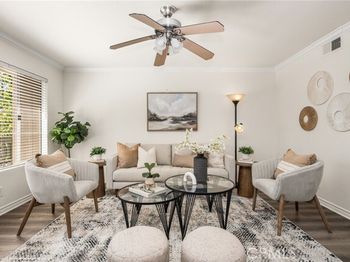 8707 E Indian Hills
