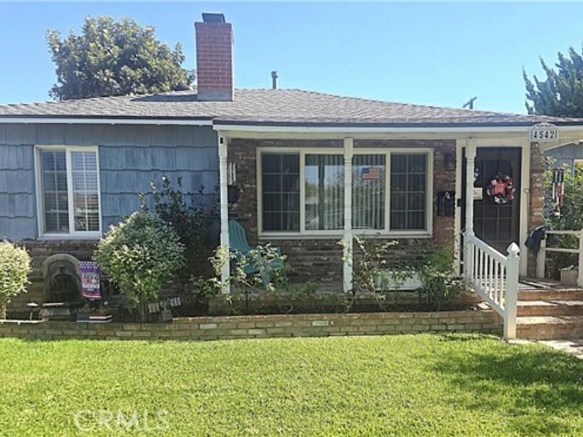 4542 Goldfield, Long Beach CA 90807