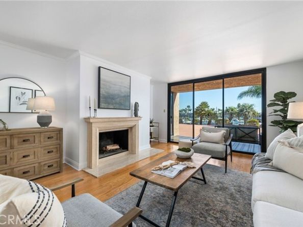 201 Bay Shore Avenue 104, Long Beach CA 90803