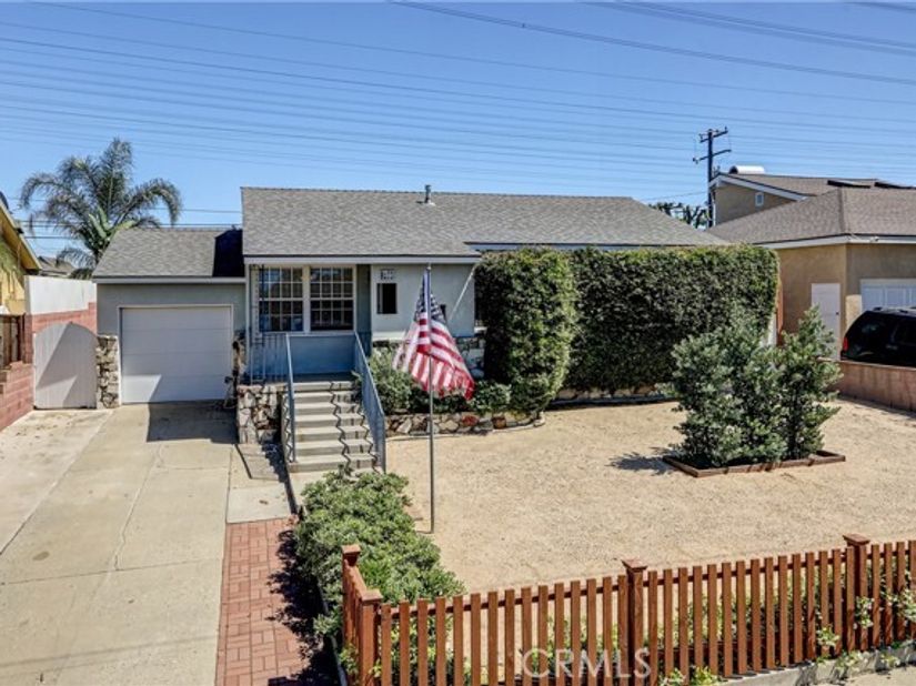 3408 Dow, Redondo Beach CA 90278