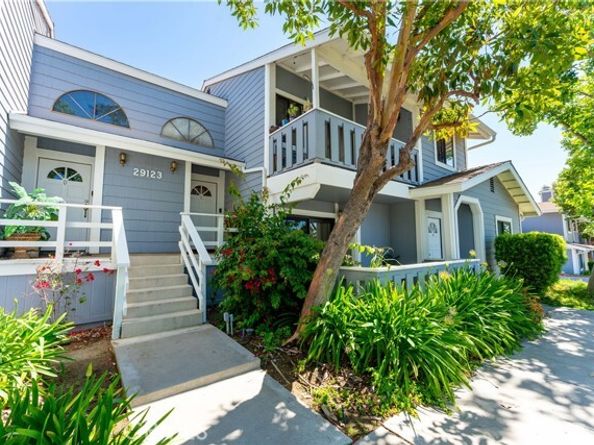 29123 Thousand Oaks C, Agoura Hills CA 91301