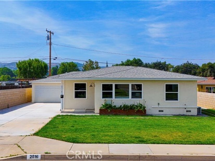 2516 E Walnut Creek, West Covina CA 91791