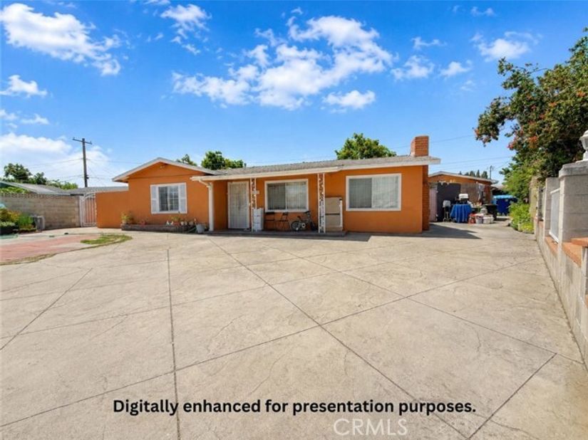 4728 W Henderson Pl, Santa Ana CA 92704
