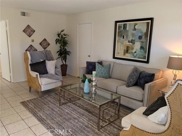 23224 Orange Avenue 5, Lake Forest (el Toro) CA 92630