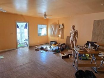 1649 S Vermont