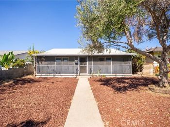 939 N Orange