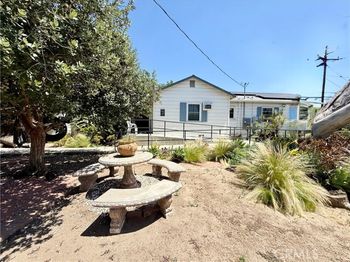 5106 N Glendora