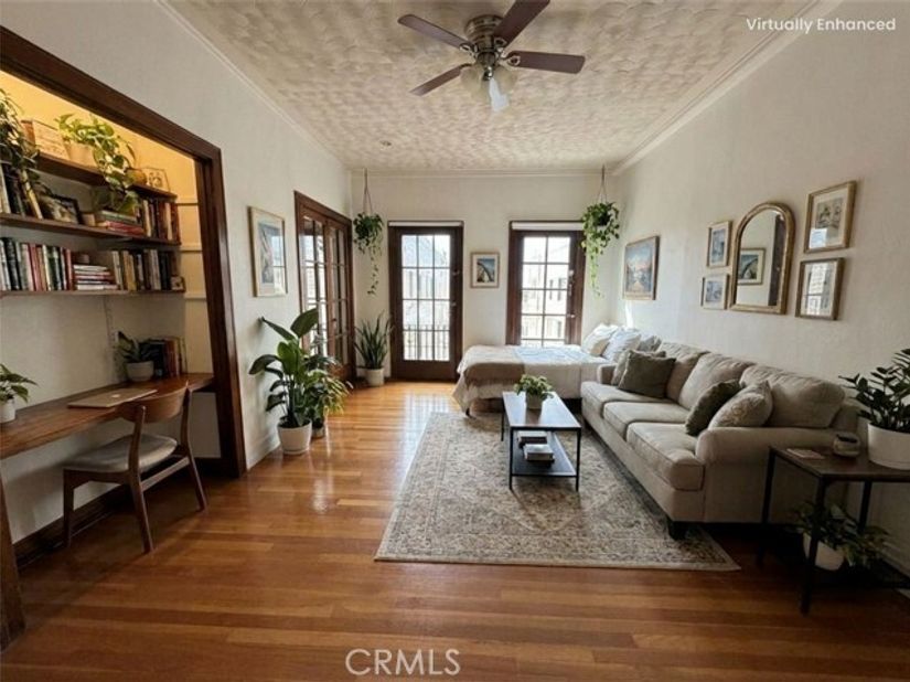 2121 James M Wood 412, Los Angeles CA 90006
