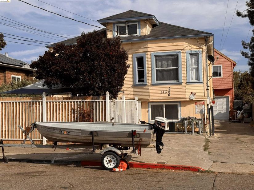 3134 Pleitner Ave, Oakland CA 94602