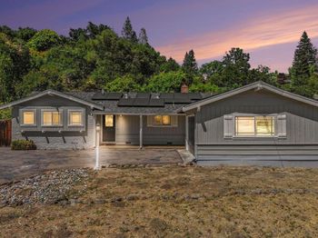 649 Moraga Way