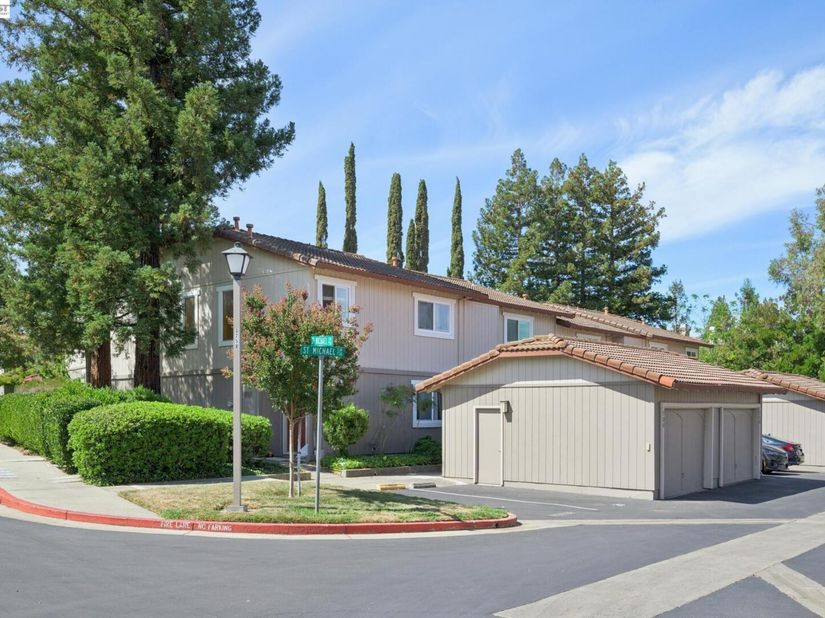 728 Saint Michael Cir, Pleasanton CA 94566