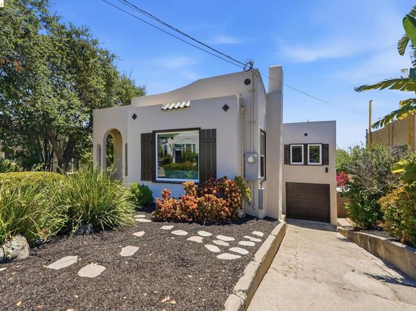 3142 Maxwell Avenue, Oakland CA 94619