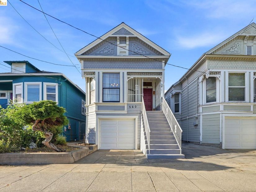 560 45th ST, Oakland CA 94609