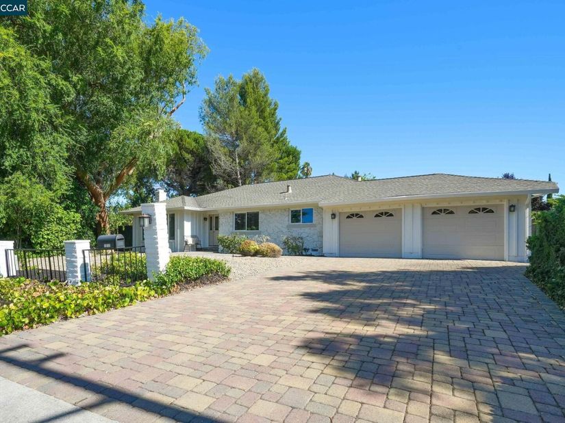 1517 Harlan Dr, Danville CA 94526
