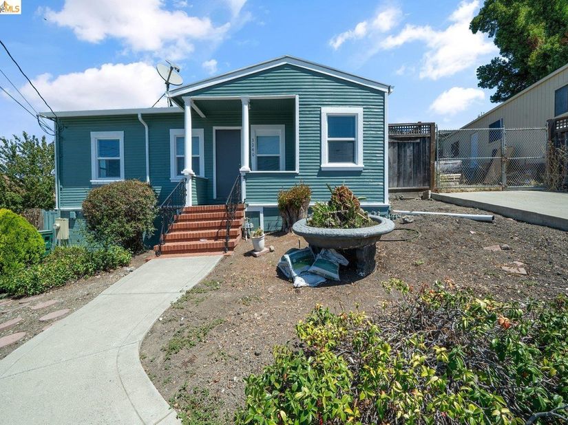3240 Logan St, Oakland CA 94601