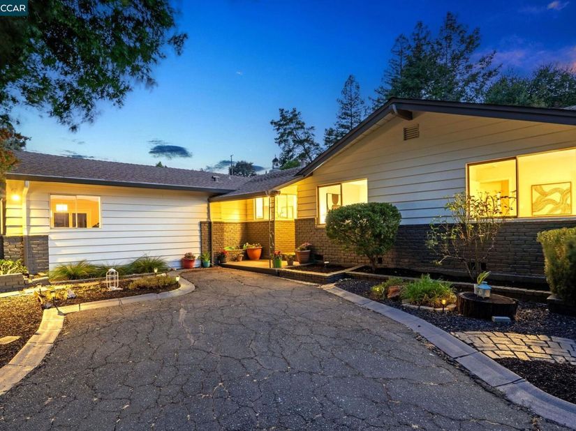 2481 Larkey Ln, Walnut Creek CA 94597