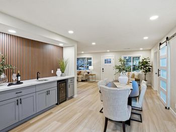 112 Martin Ave