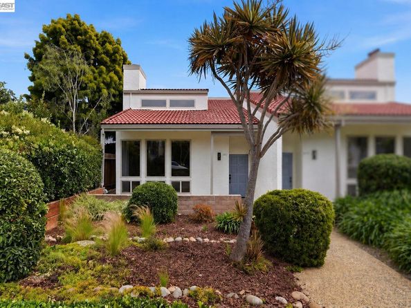2011 Dolphin Dr, Aptos CA 95003