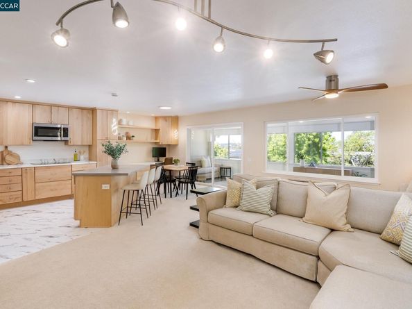 1909 Skycrest Dr 5, Walnut Creek CA 94595
