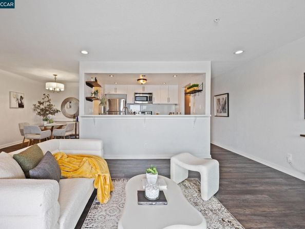 417 Evelyn Avenue 302, Albany CA 94706